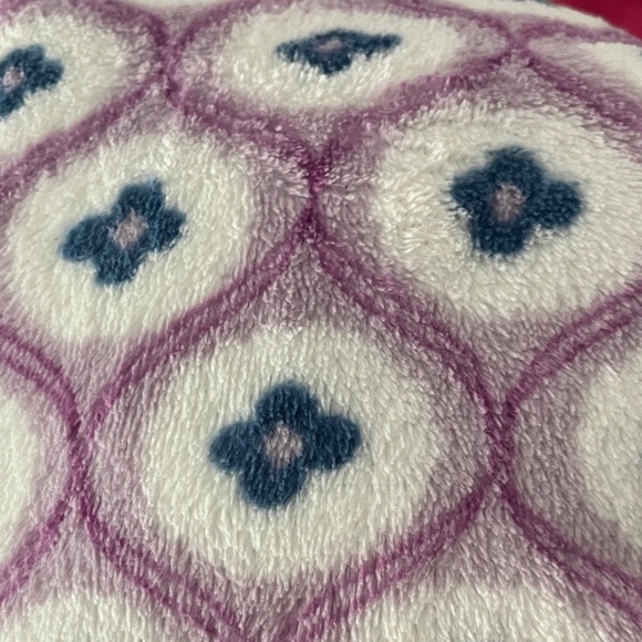 Vera Bradley Center Stage Glow Lavender Fleece Robe NWT SZ 2-3 XL - Picture 3 of 5